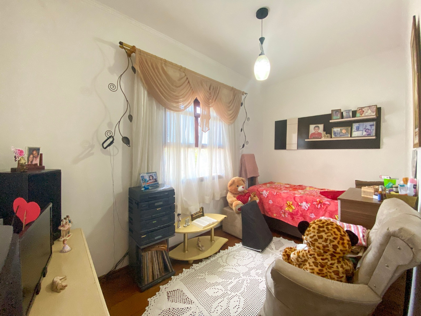 Sobrado Maravilhoso no Jardim Utinga - R$ 670.000,00