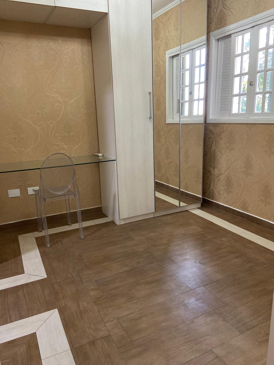 Sobrado à Venda no Residencial Village Camargo - Condomínio Fechado (Santo André)