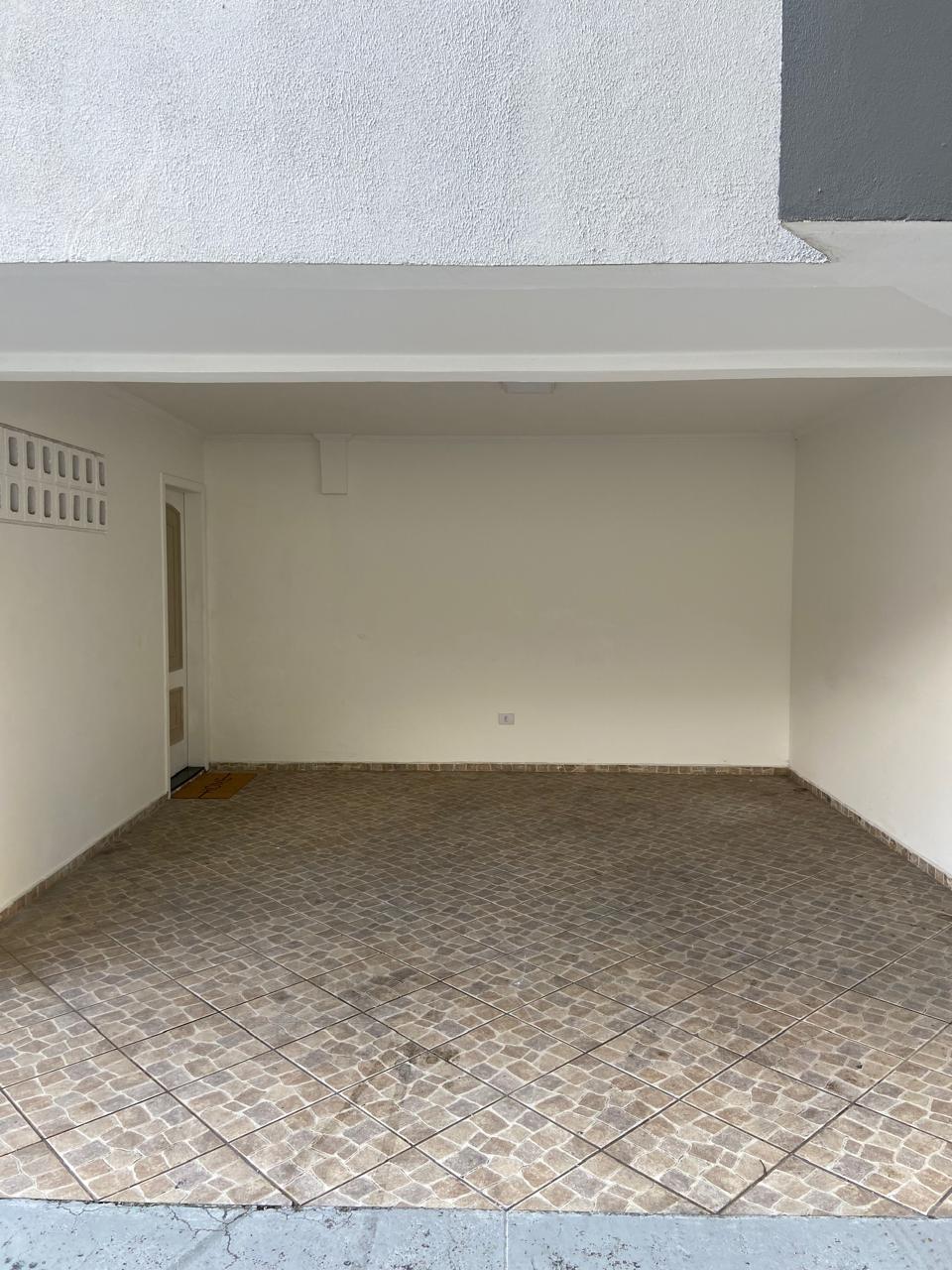 Sobrado à Venda no Residencial Village Camargo - Condomínio Fechado (Santo André)