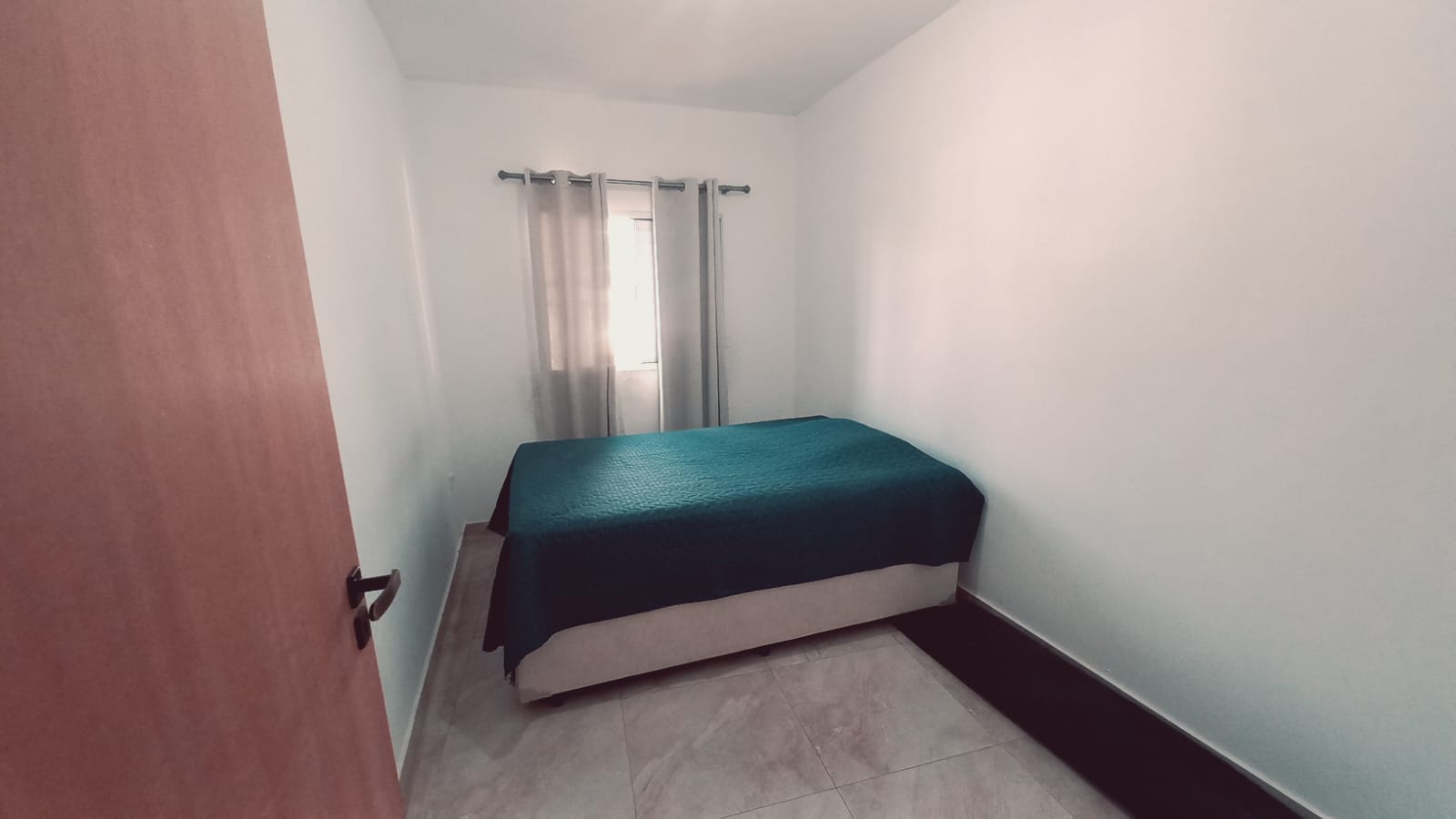 SOBRADO À VENDA – JARDIM DAS MARAVILHAS 