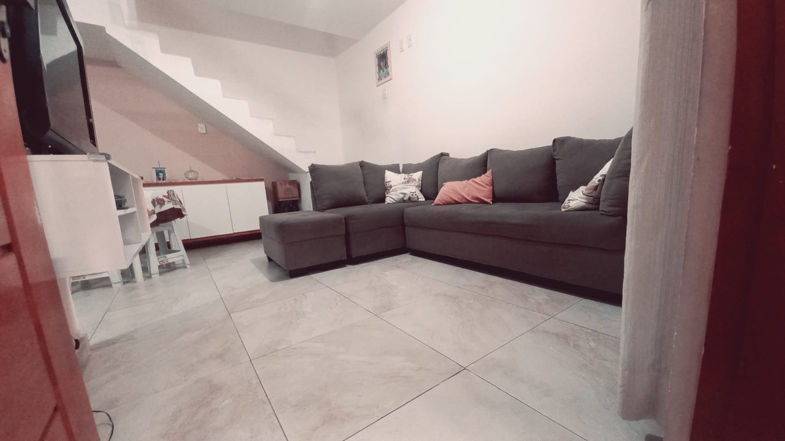 SOBRADO À VENDA – JARDIM DAS MARAVILHAS 