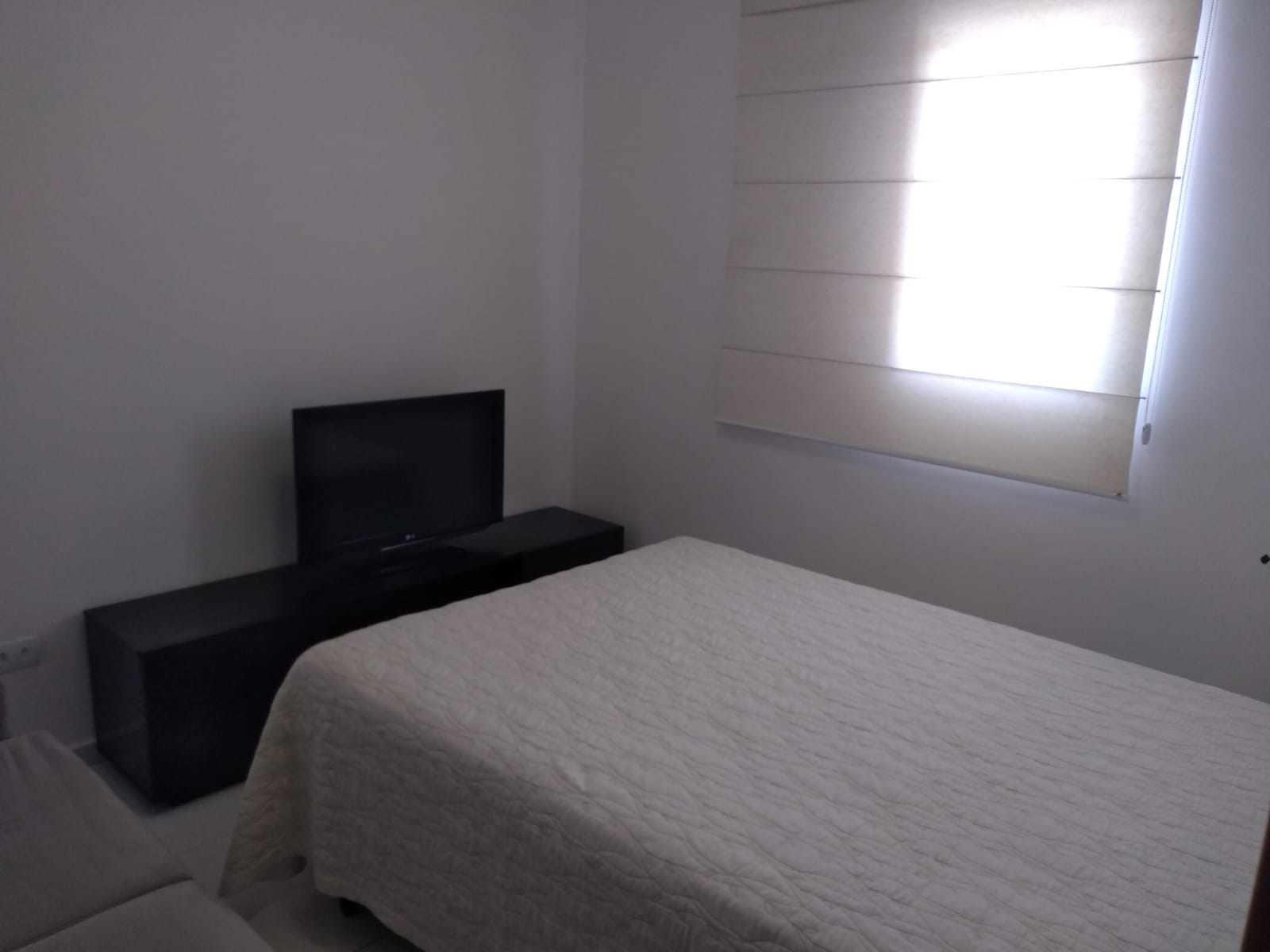 Sobrado Frontal de Esquina na Vila Carrão Semi Mobiliado - 85m² de Área Construída