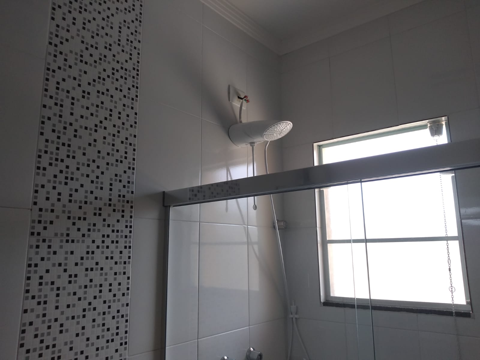 Sobrado Frontal de Esquina na Vila Carrão Semi Mobiliado - 85m² de Área Construída