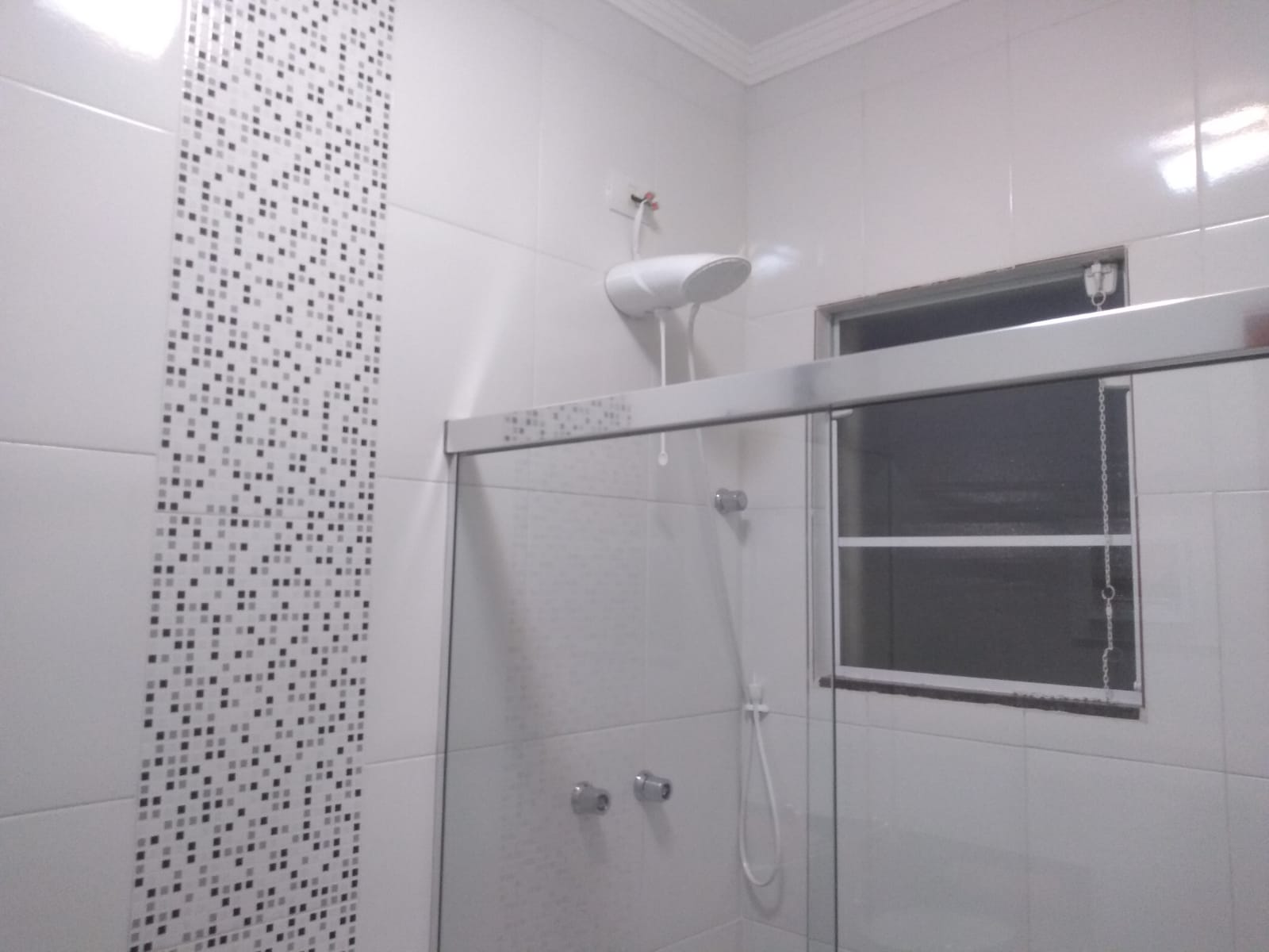 Sobrado Frontal de Esquina na Vila Carrão Semi Mobiliado - 85m² de Área Construída