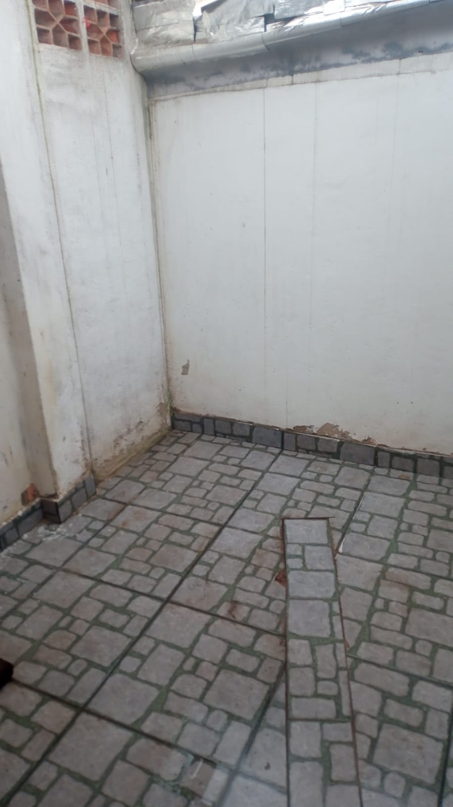 LOCAÇÃO - Casa Jardim Elba Individualizada