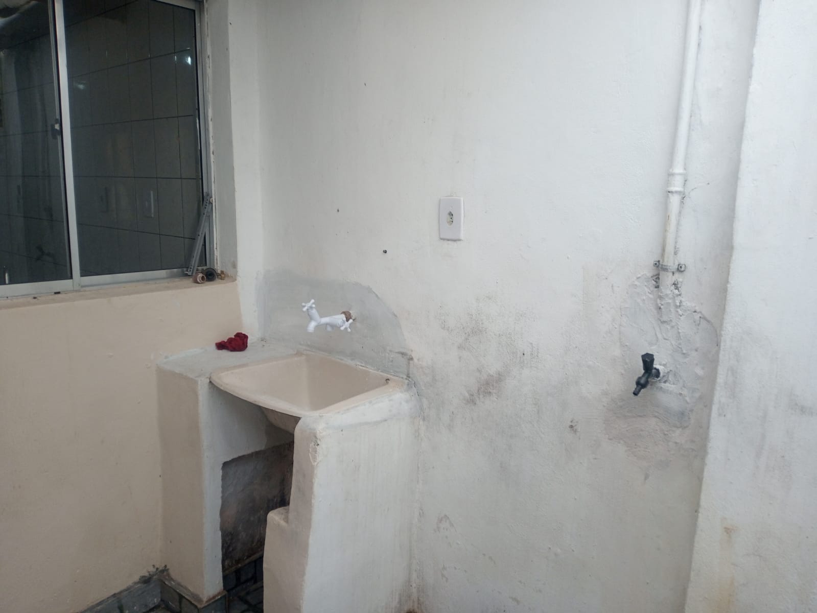 LOCAÇÃO - Casa Jardim Elba Individualizada