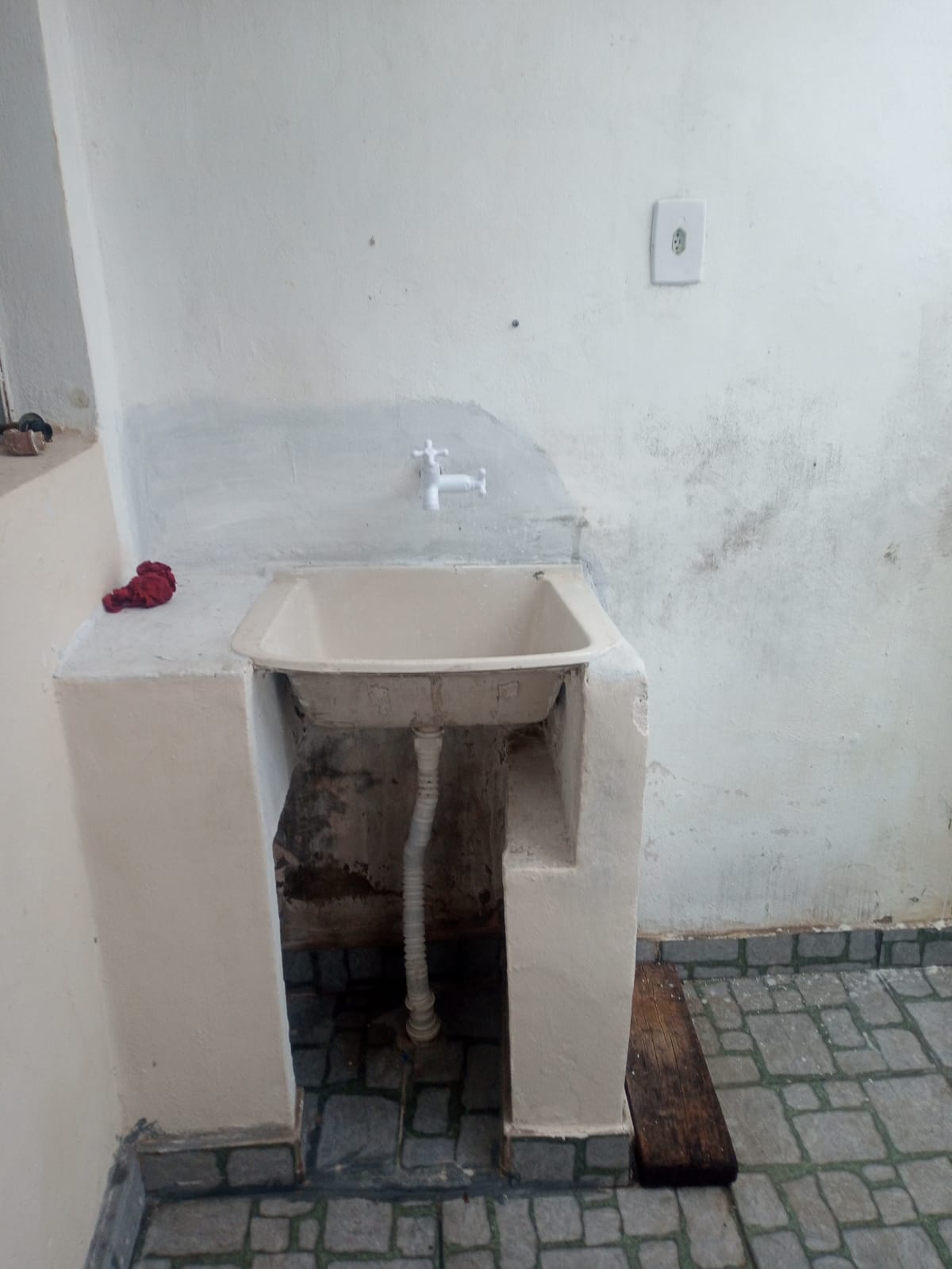 LOCAÇÃO - Casa Jardim Elba Individualizada