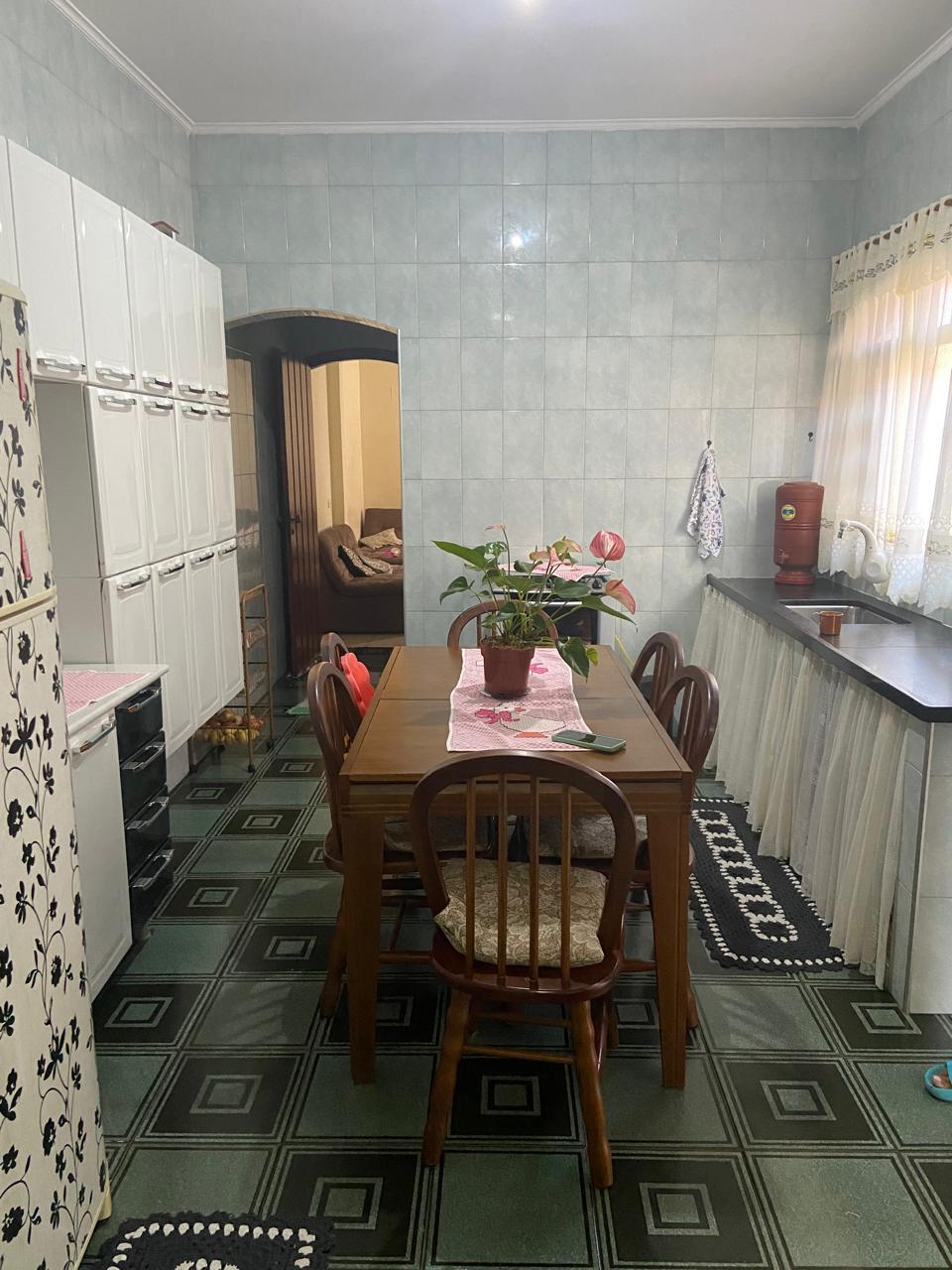 Sobrado à Venda na Cidade São Jorge / Santo André – More com Espaço e Conforto para Toda a Família