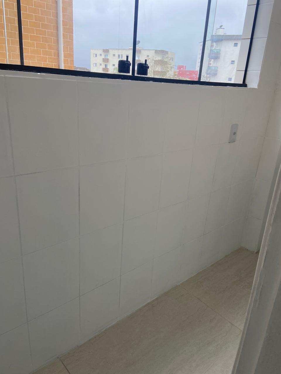 Oportunidade Única na Praia Grande – Apartamento Mobiliado a 3 Quadras do Mar
