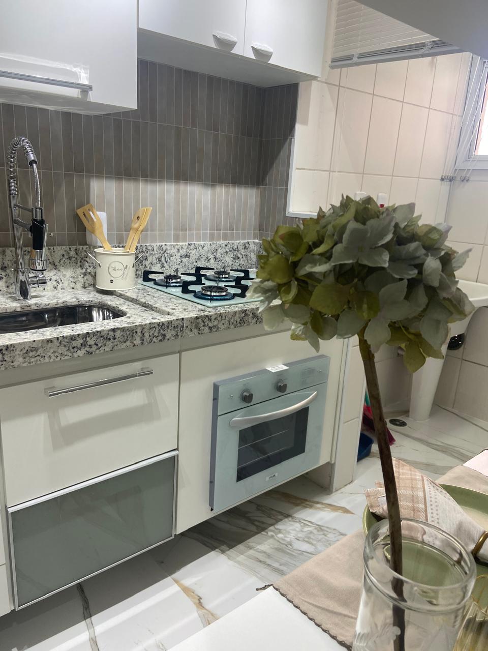 Apartamento Completo, Mobiliado e com Lazer Total no Coração da Cidade