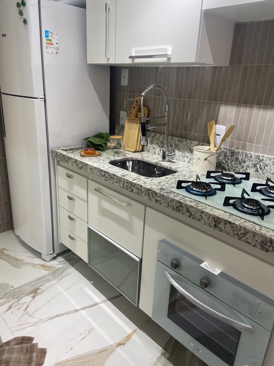 Apartamento Completo, Mobiliado e com Lazer Total no Coração da Cidade