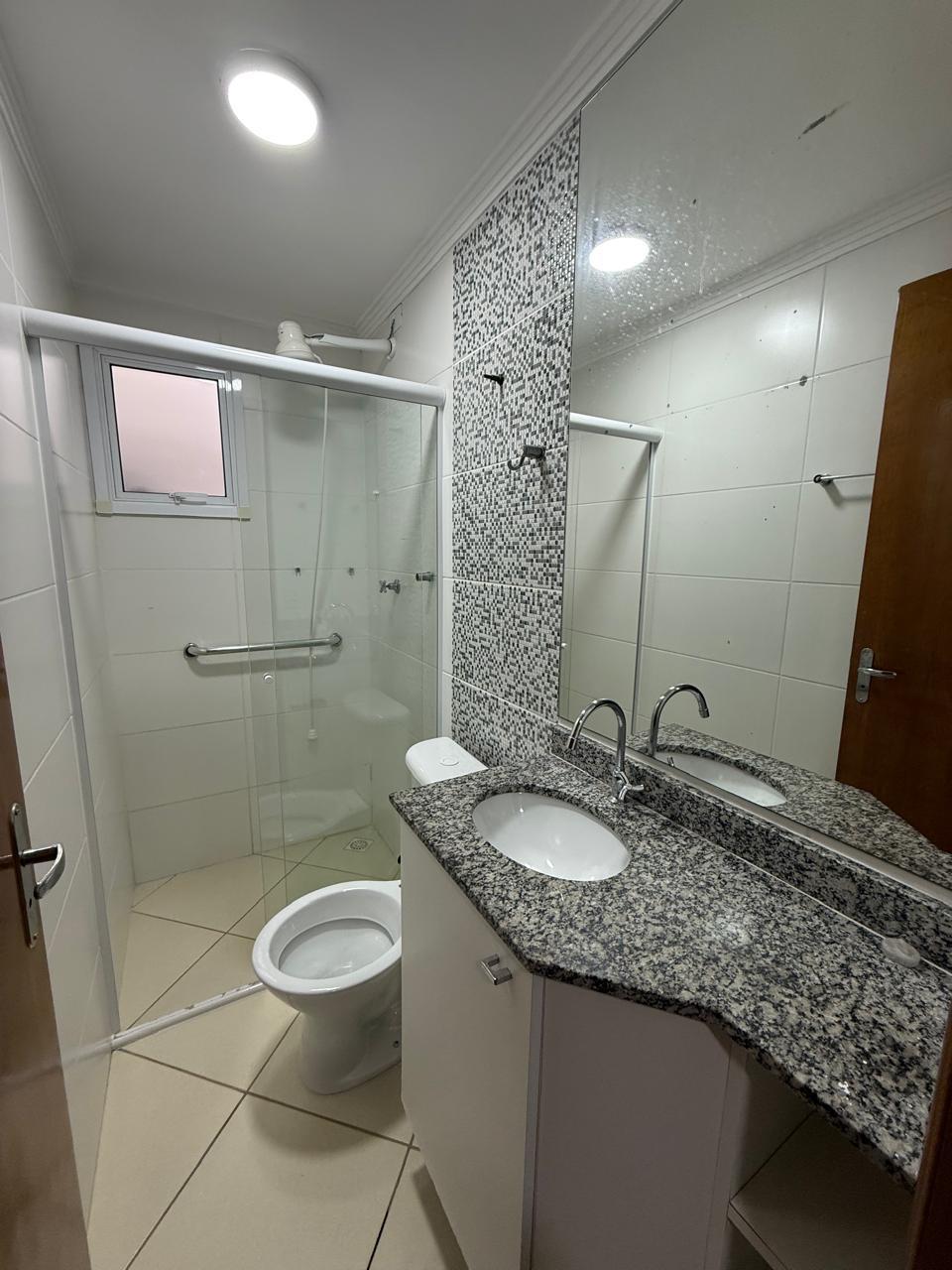 Apartamento Sem Condomínio na Vila Guiomar – Conforto e Localização Privilegiada