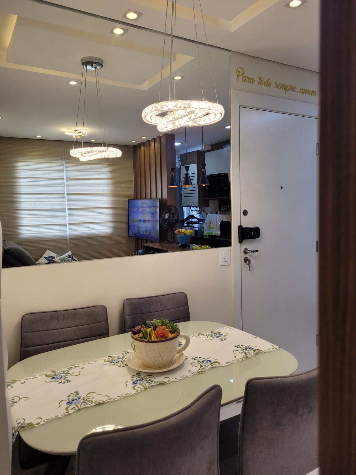 APARTAMENTO À VENDA – PRONTO PARA MORAR (à 2 Quadras do Metro Tamanduateí)