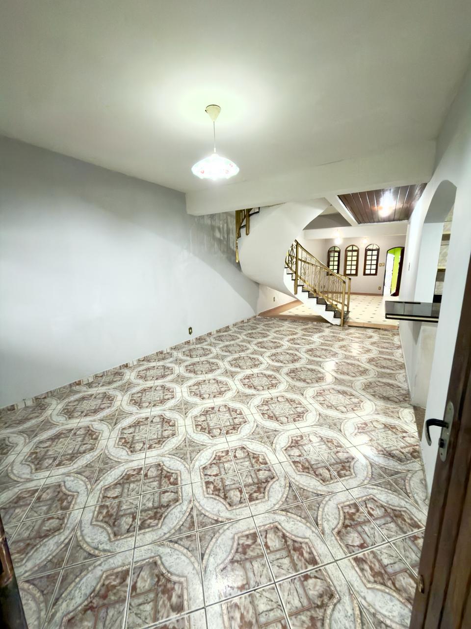 SOBRADO DE ALTO PADRÃO À VENDA NA VILA VITÓRIA – SANTO ANDRÉ