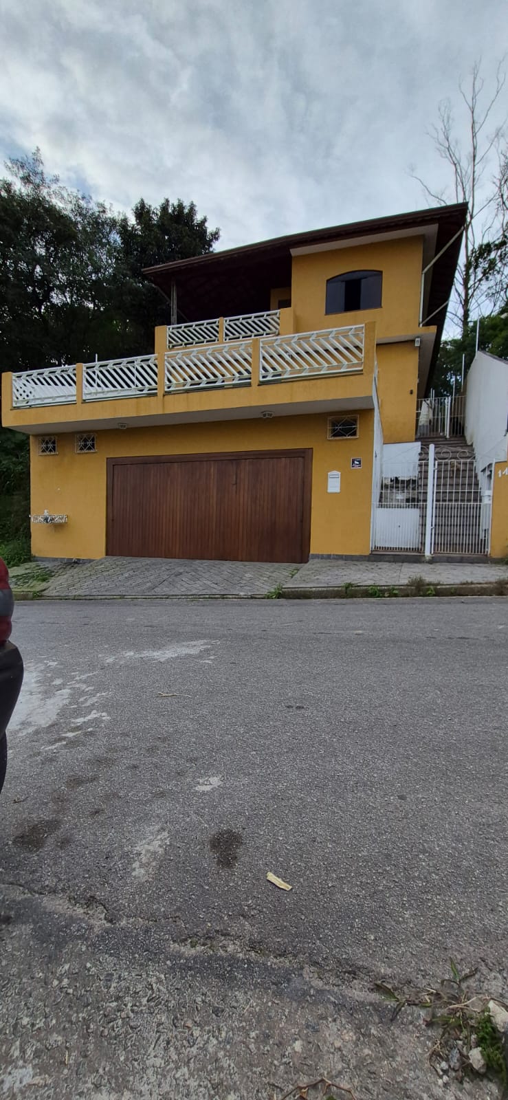 Sobrado com 6 Quartos e 2 Suítes à Venda no Colônia, Ribeirão Pires 