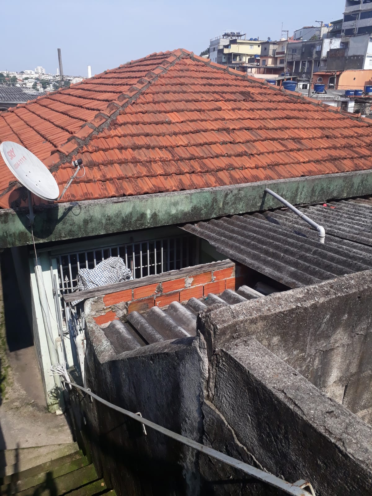 Casa Térrea em Lote Inteiro - Jardim Elba