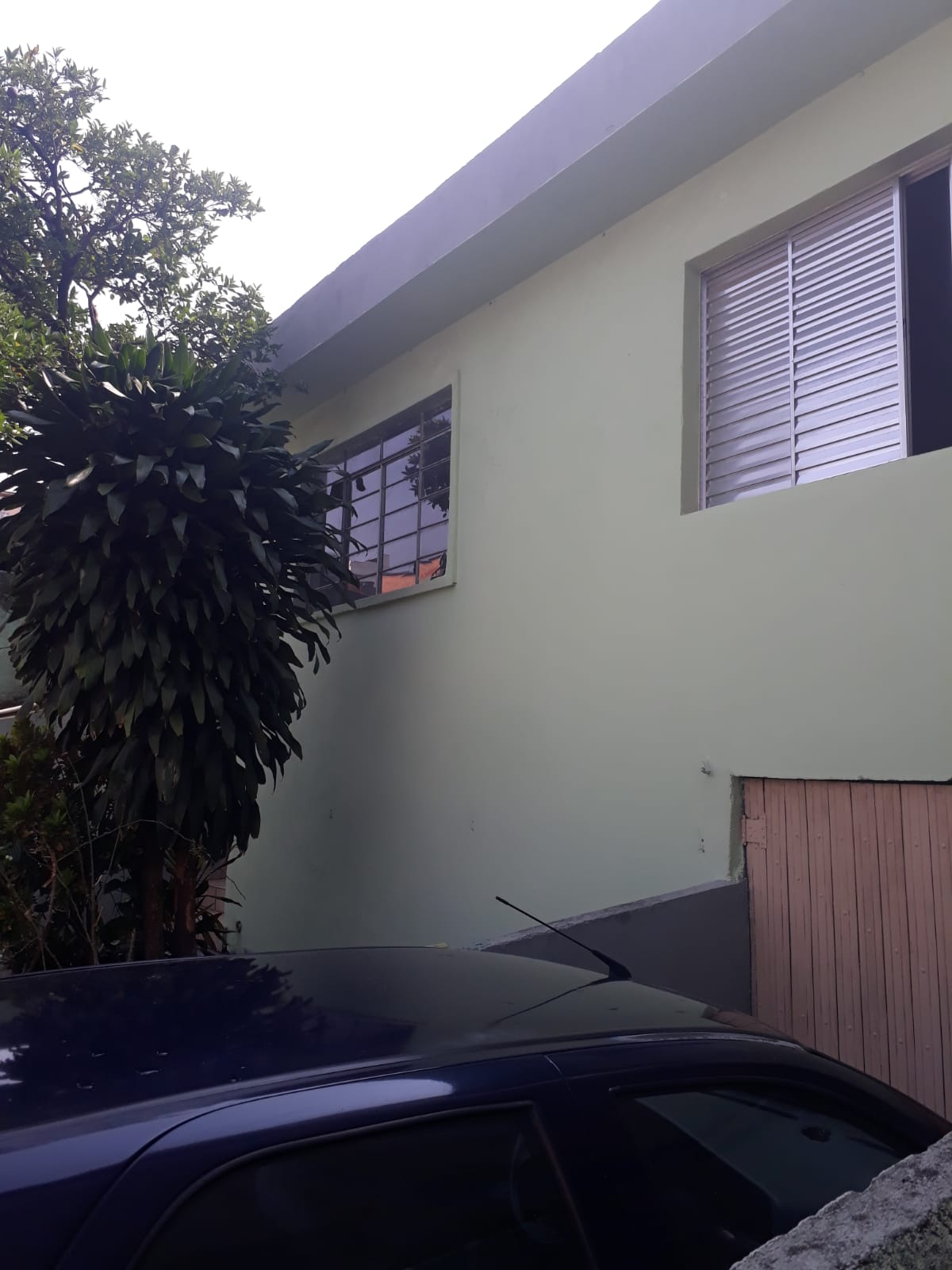 Casa Térrea em Lote Inteiro - Jardim Elba