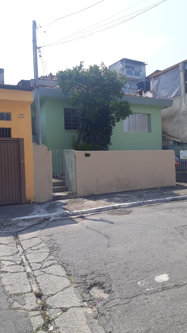 Casa Térrea em Lote Inteiro - Jardim Elba