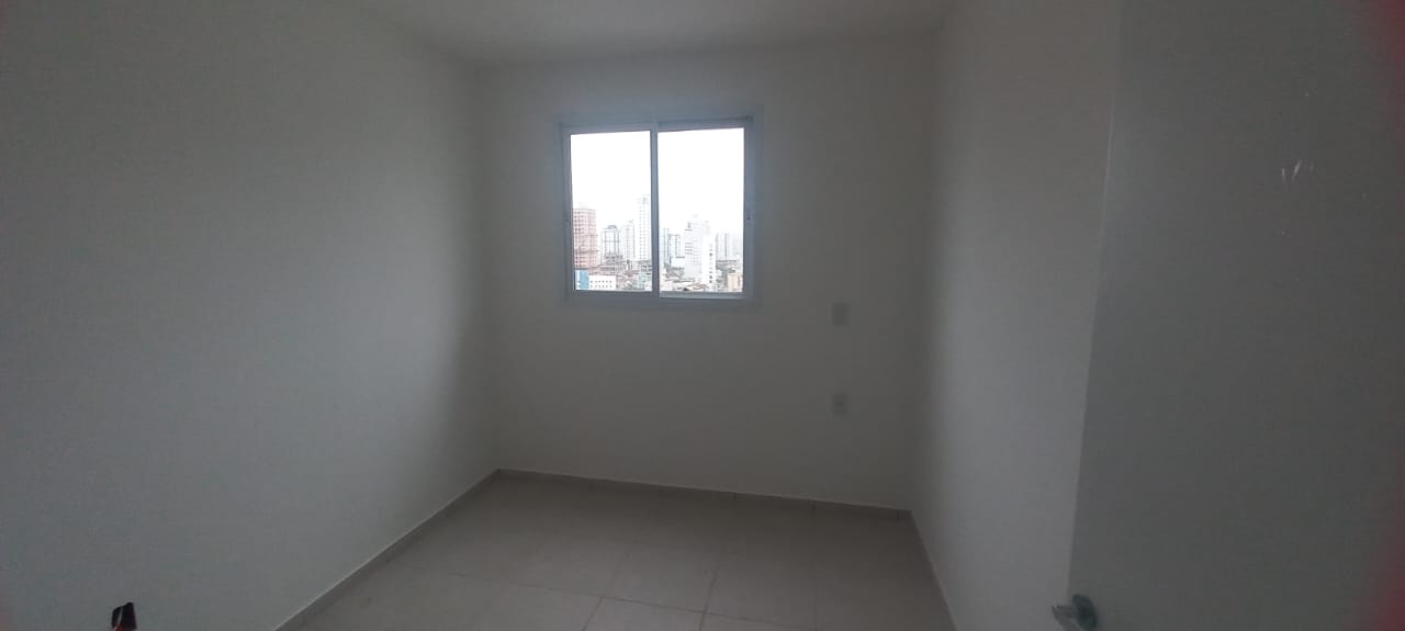 Apartamento Em Itapema, com 2 dormitórios, cozinha, sala, banheiro, área serviços e 1 garagem
