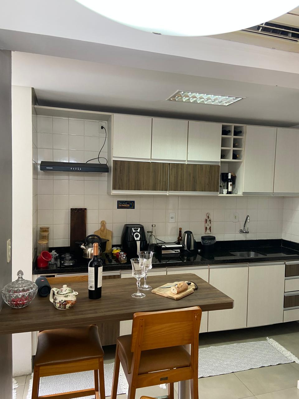 Apartamento à venda no Anita Garibaldi com 02 dormitórios, 1 vaga de garagem e elevador 