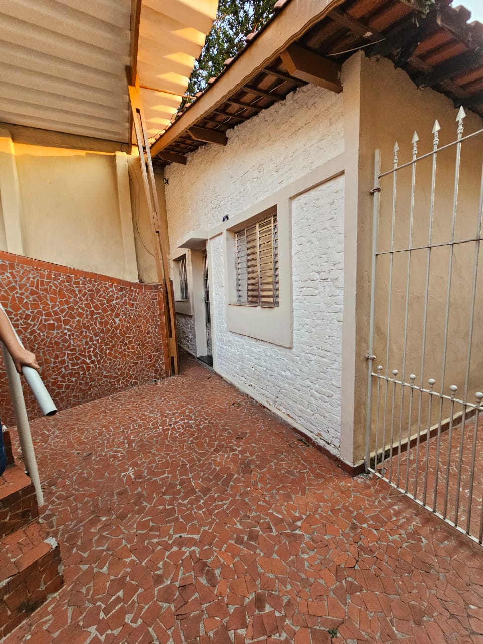 CASA INDEPENDENTE PARA LOCAÇÃO VILA MORAES