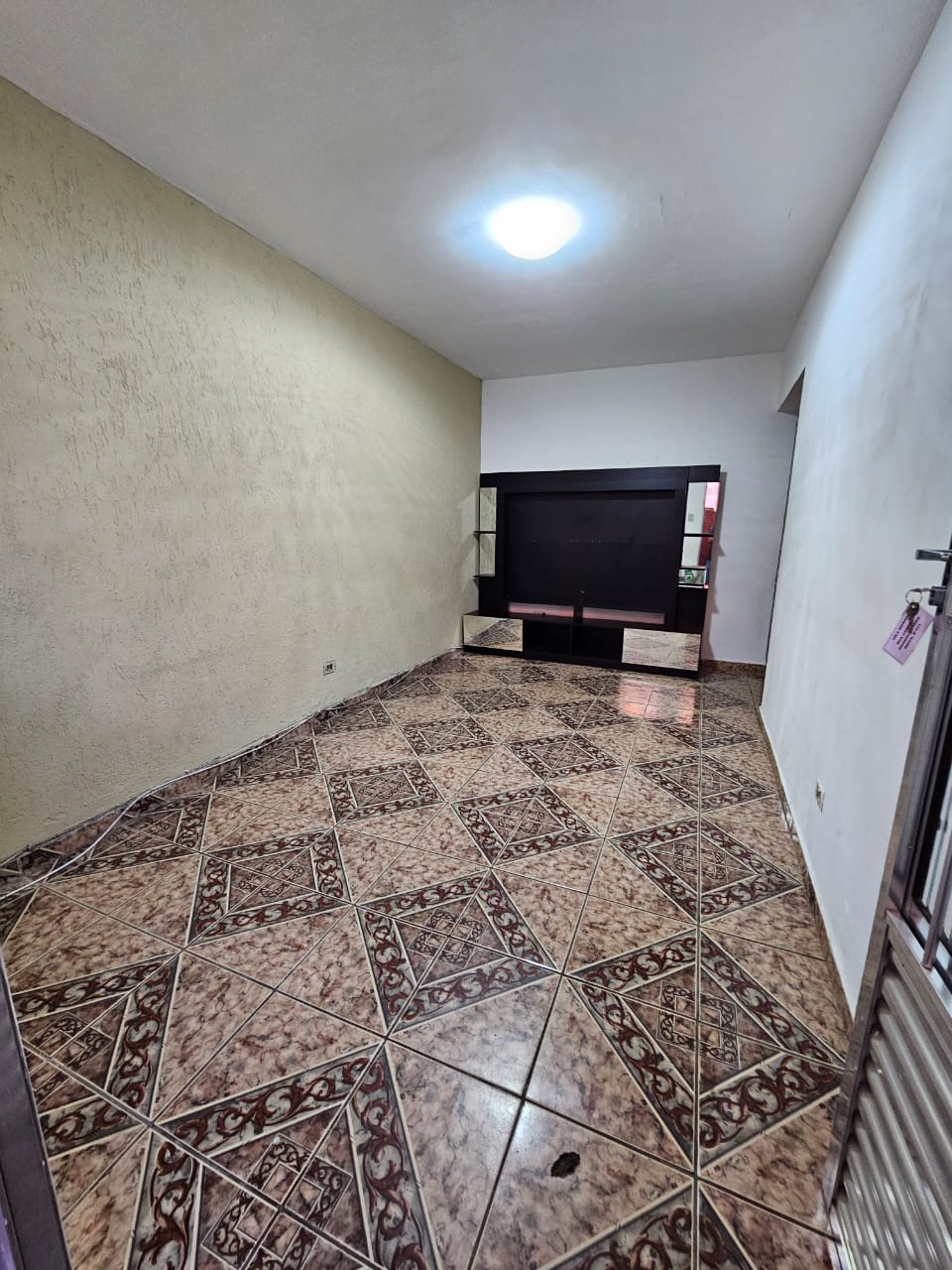 CASA INDEPENDENTE PARA LOCAÇÃO VILA MORAES