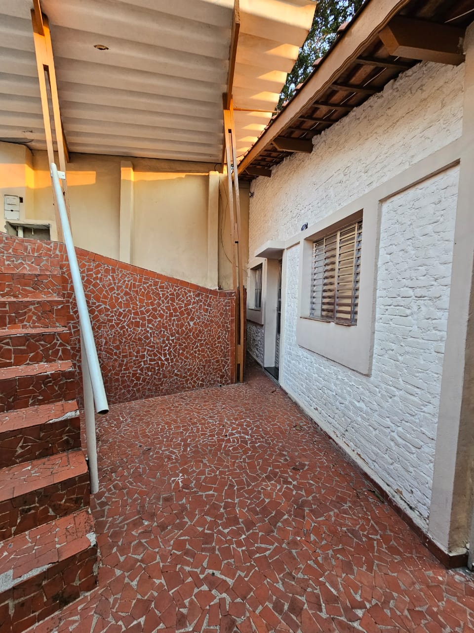 CASA INDEPENDENTE PARA LOCAÇÃO VILA MORAES