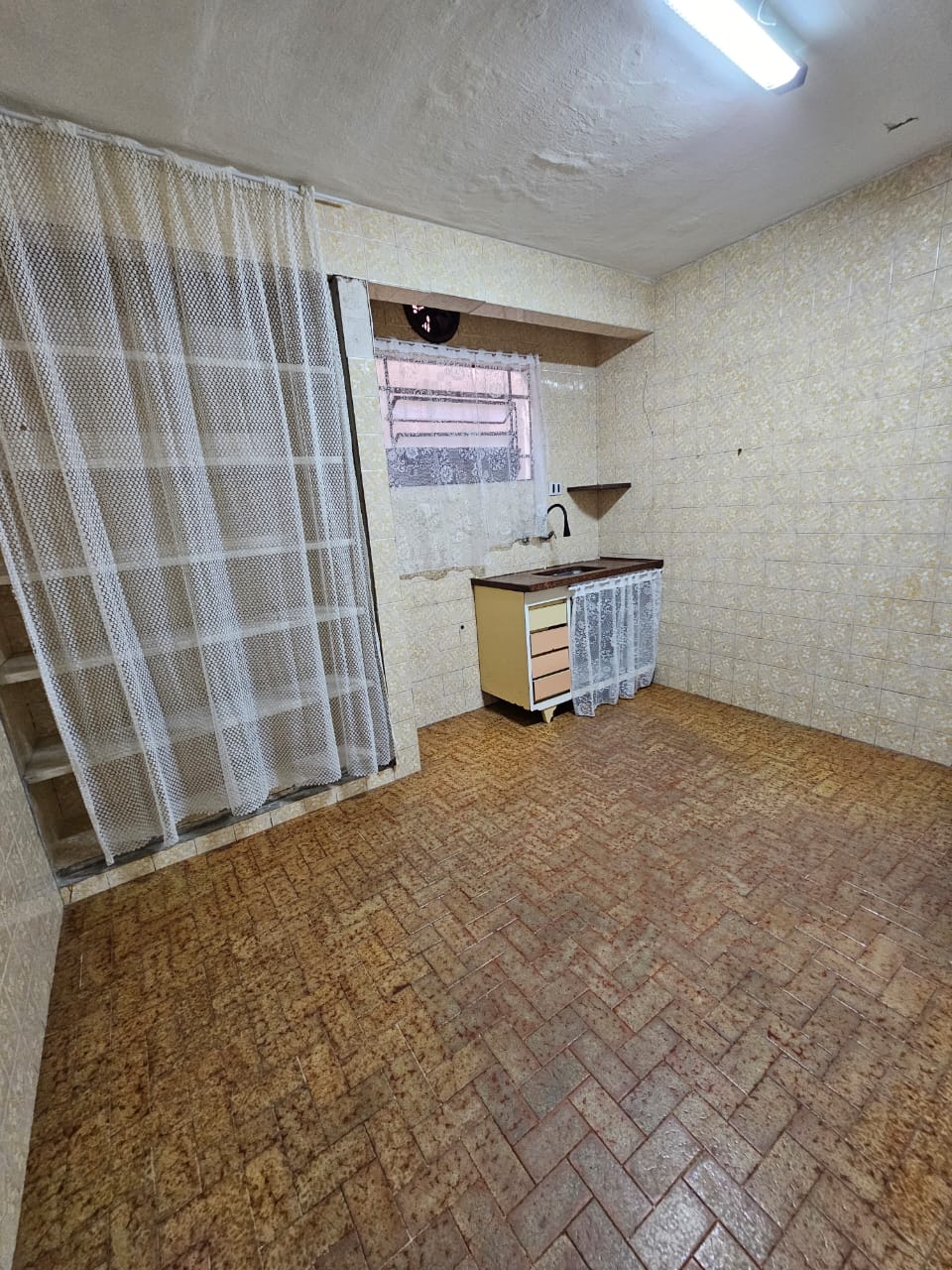 CASA INDEPENDENTE PARA LOCAÇÃO VILA MORAES