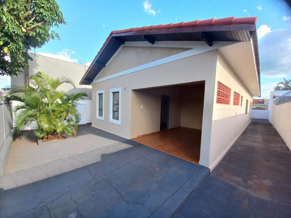 Casa - Venda, VILA SÃO JUDAS TADEU, SANTA CRUZ DO RIO PARDO SP, SP