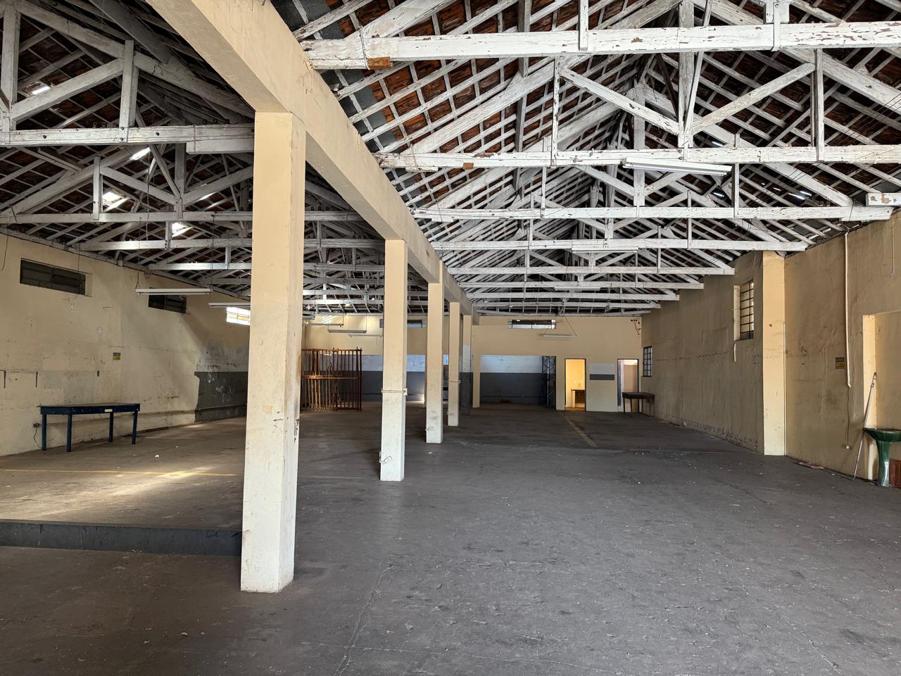 Excelente Barracão Comercial no Coração da Cidade!