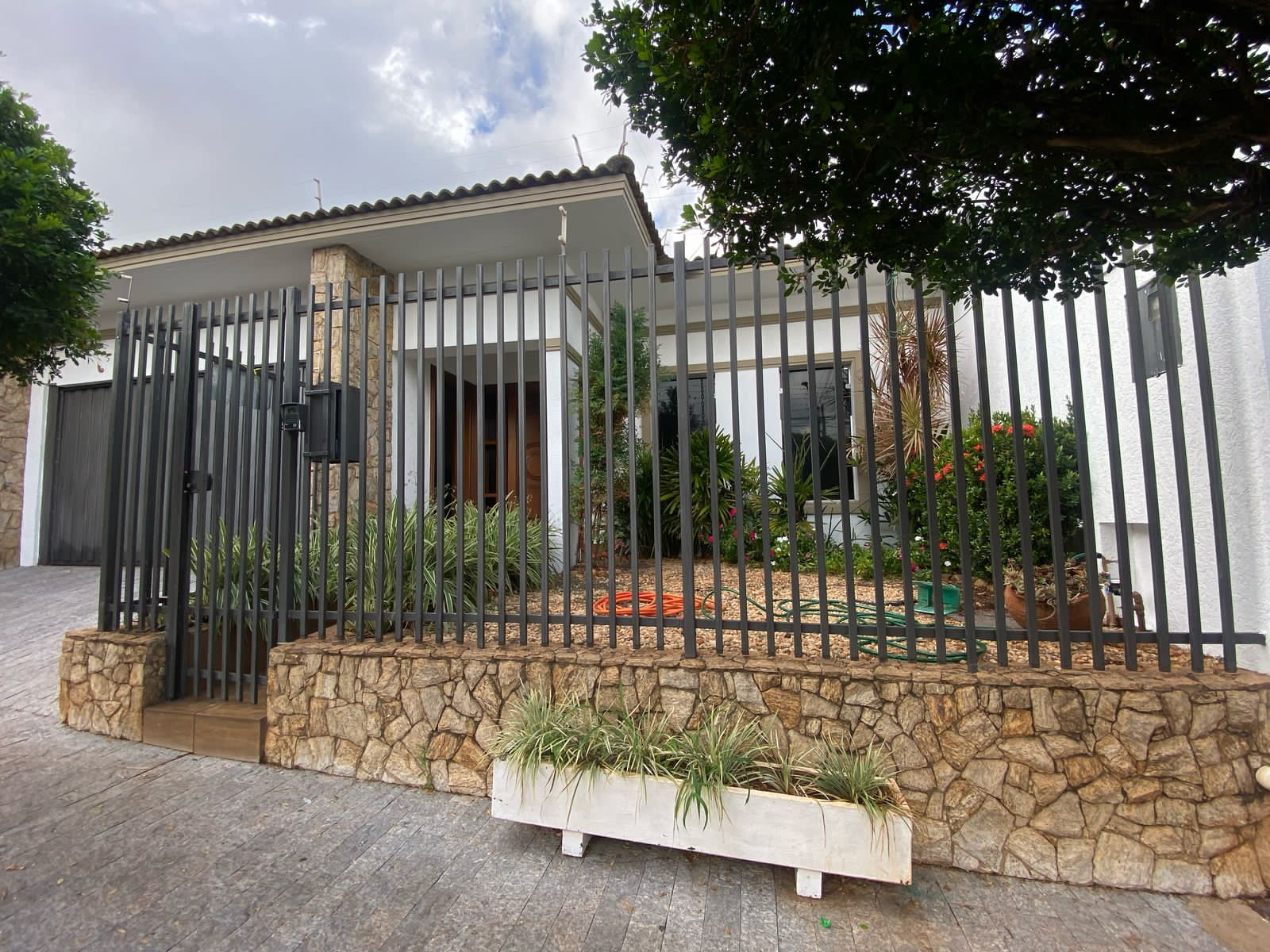Casa - Locação, Centro, Santa Cruz do Rio Pardo, SP