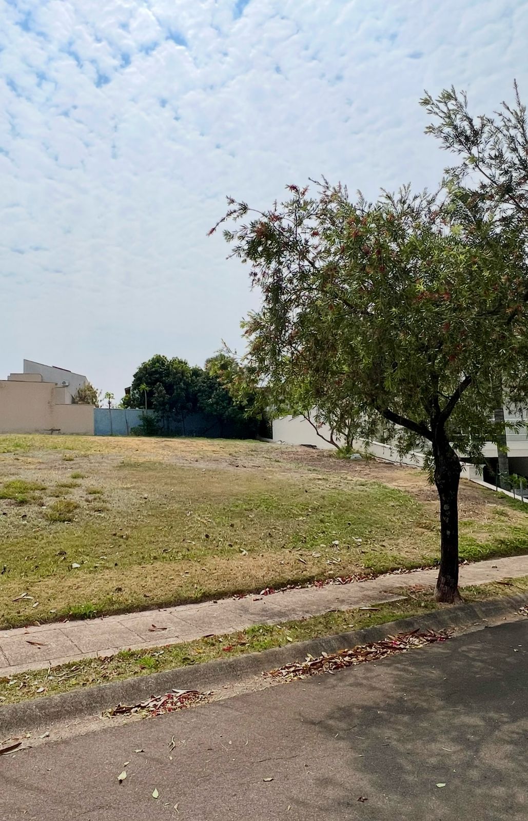 Excelente terreno no Condomínio Vila Paradiso