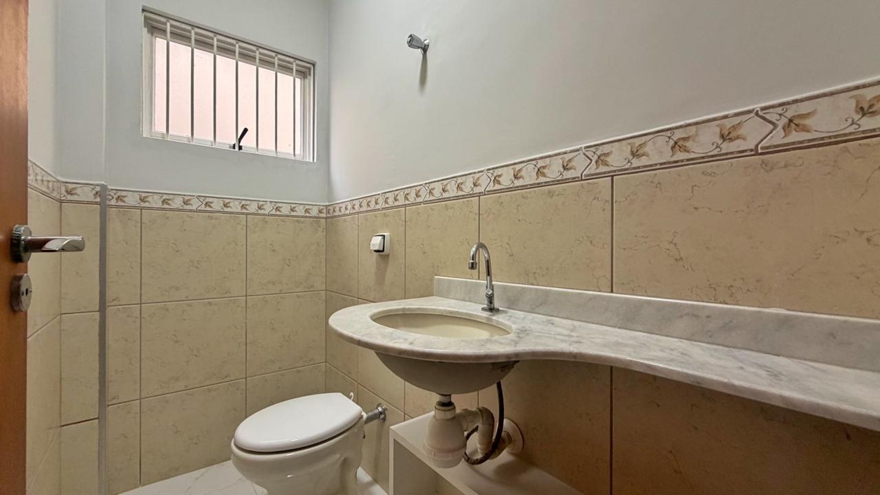 Sobrado 3 quartos no condomínio Residencial Maria Bonita em Indaiatuba SP