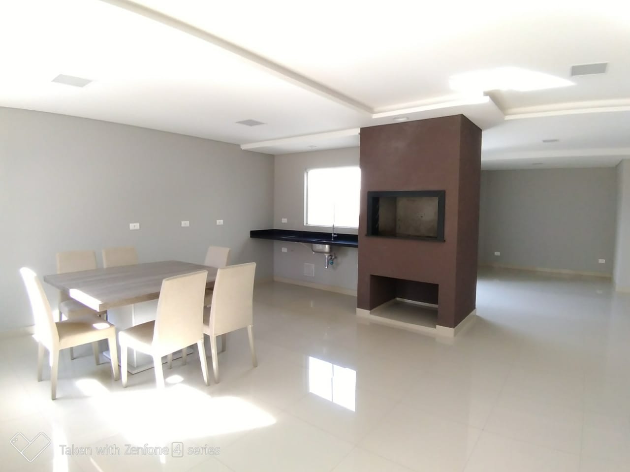 Apartamento 2 dormitórios - Residencial Erzinger