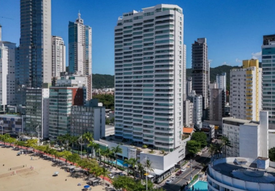 https://arquivos.colibex.com.br/arquivos/7758/imoveis/236318330/1779280055423_77e5214d_784f_4a36_9365_56a5da80904b_jpg.jpg