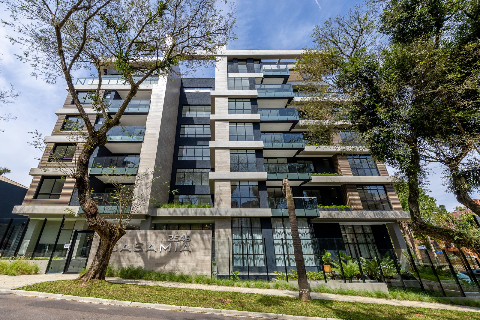 Moderno Apartamento no Bigorrilho em Curitiba PR