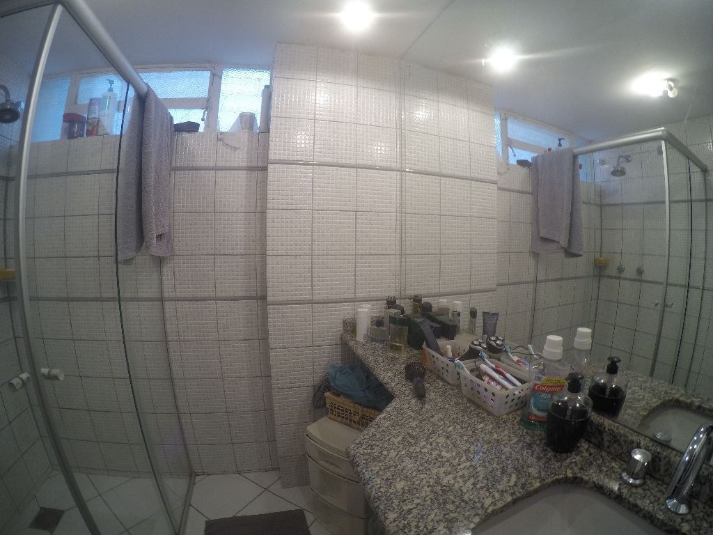 Casa 4 dormitórios 