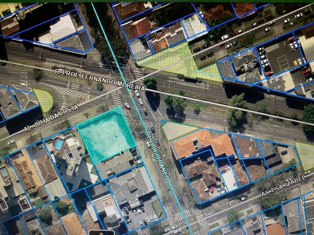 Terreno 729 m² - Curitiba