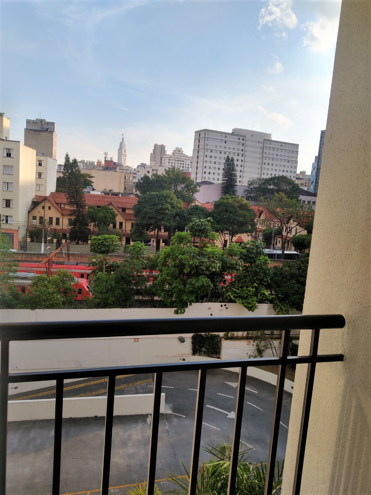 LUZ  METRÔ  RUA DAS NOIVAS