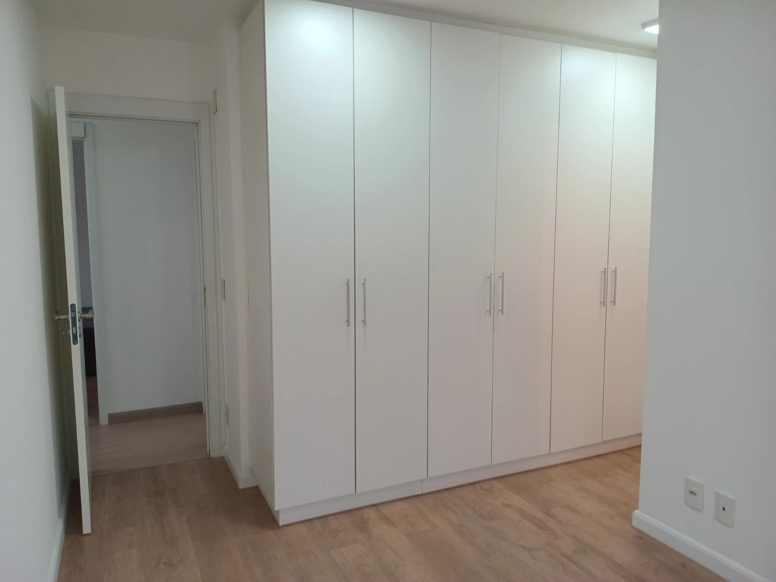  Av Pacaembu- - Memorial