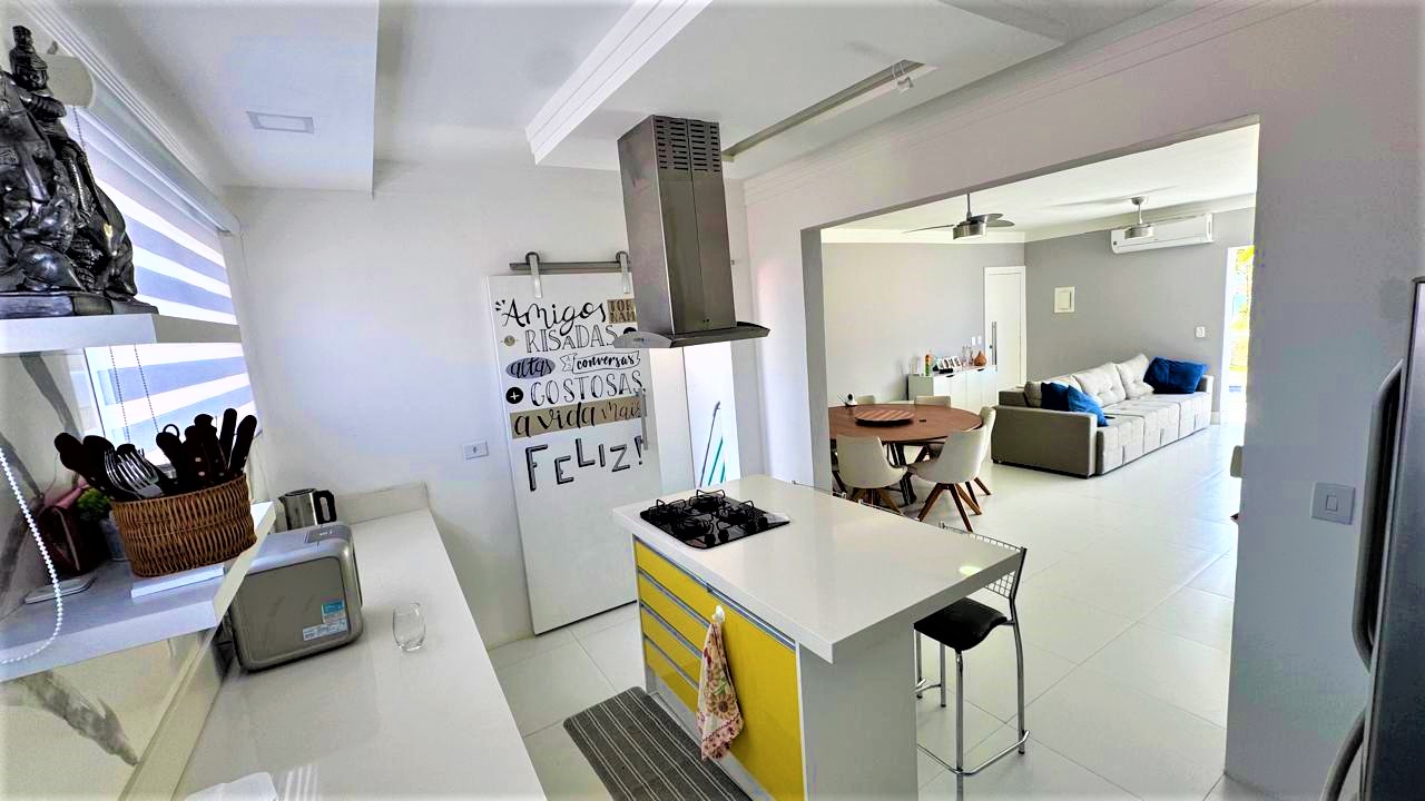 Elegante Apartamento no Pontal de Santa Marina em Caraguatatuba SP