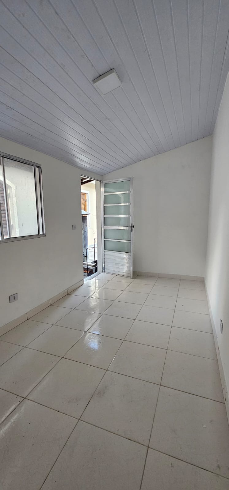 Sobrado Geminado à Venda no Ferreira, SP 