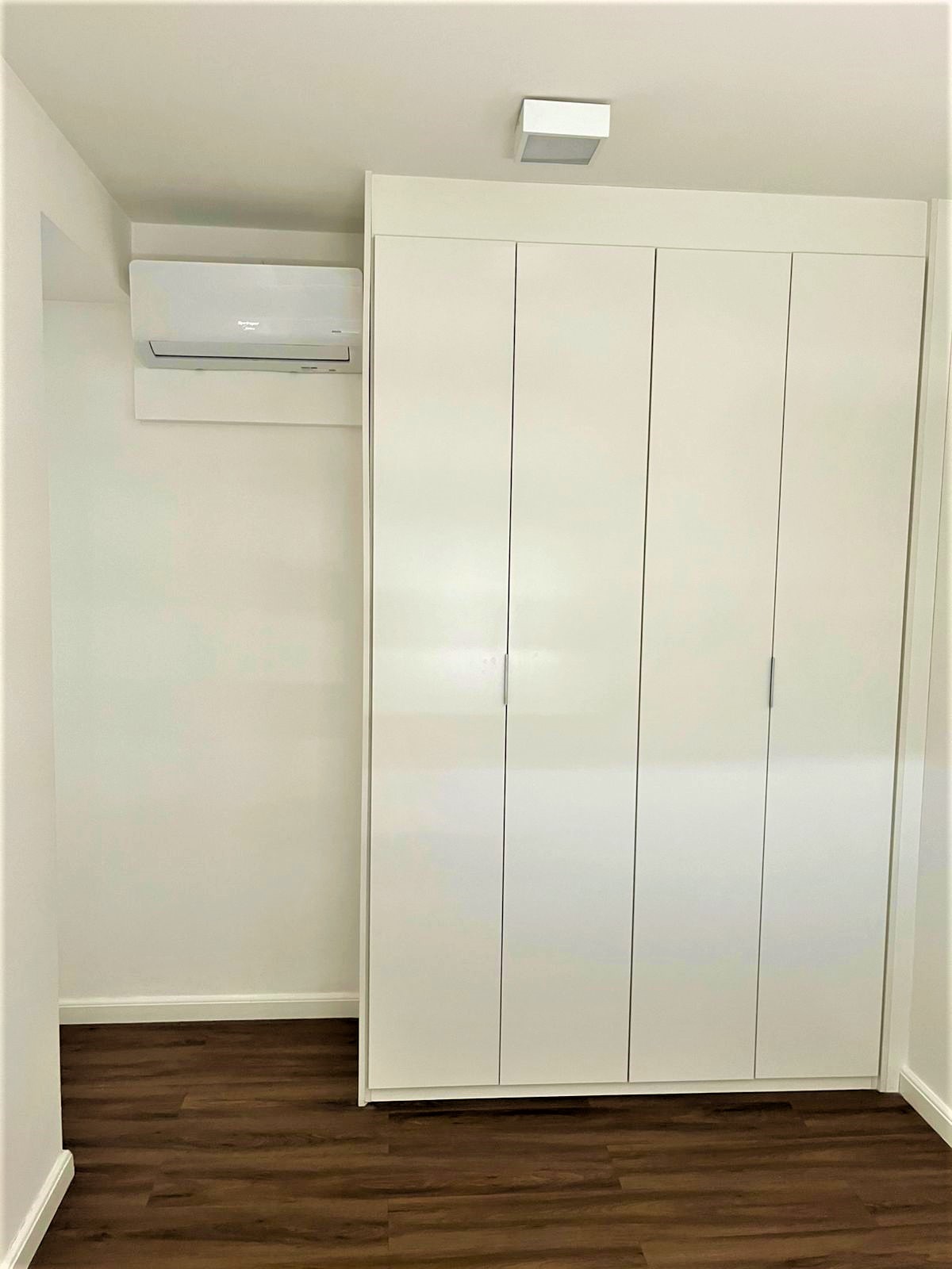 Apartamento para Alugar em Pinheiros, SP - 2 Quartos, 60m², Novo e Mobiliado