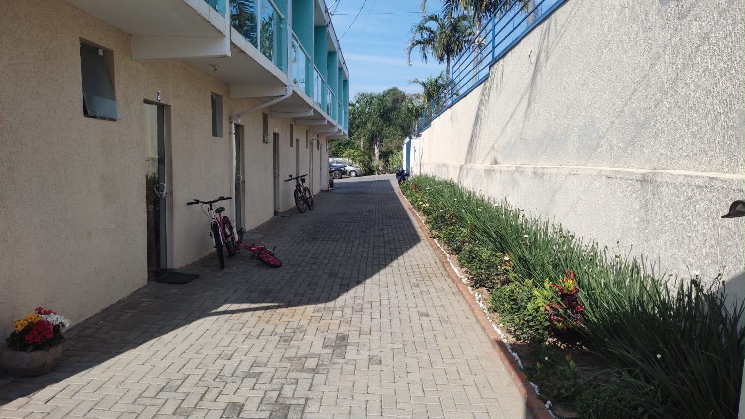 Vendo Prédio CONDOMÍNIO RESIDENCIAL 09 KITNETS ALUGADAS - Jd. Planalto Viracopos