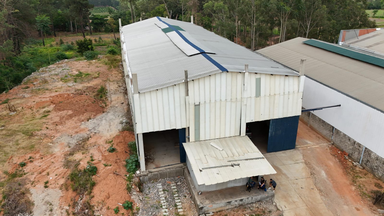 ARMAZÉM BEM LOCALIZADOAS MARGENS DA RODOVIA MOGI MIRIM PARA CAMPINAS