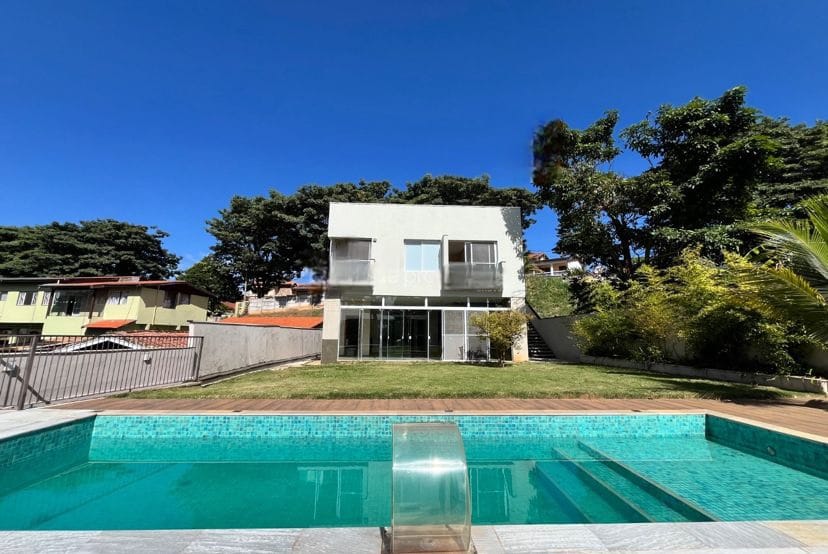 ALUGO Casa 400m² Área útil,CONDOMINO FECHADO  Caminhos de San Conrado (Sousas) em Campinas-SP