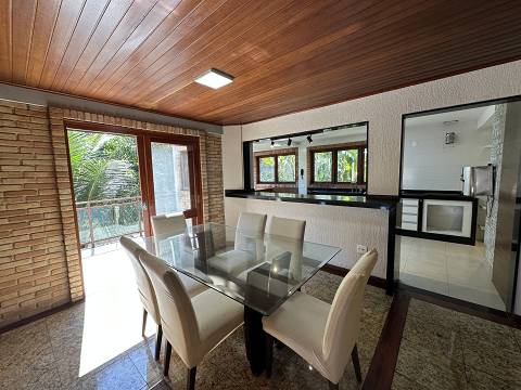 Casa alto padrão 4 quartos no Condomínio Ubá Itacoatiara - Niterói/RJ.