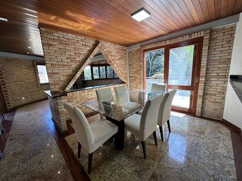 Casa alto padrão 4 quartos no Condomínio Ubá Itacoatiara - Niterói/RJ.