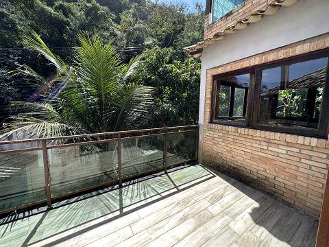 Casa alto padrão 4 quartos no Condomínio Ubá Itacoatiara - Niterói/RJ.