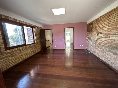 Casa alto padrão 4 quartos no Condomínio Ubá Itacoatiara - Niterói/RJ.